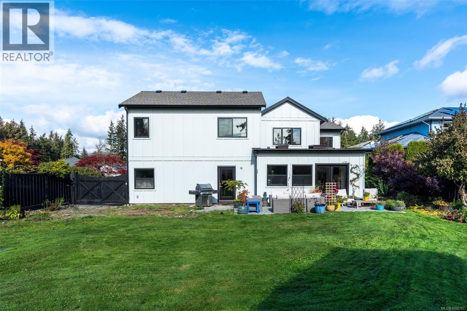 7247 Bethany Pl, Sooke