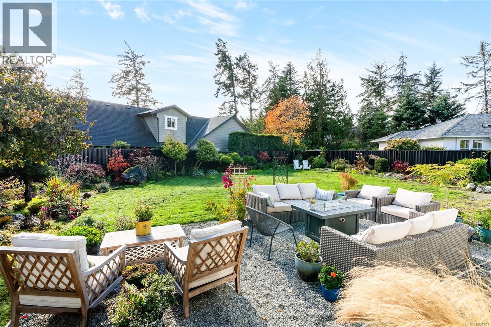 7247 Bethany Pl, Sooke