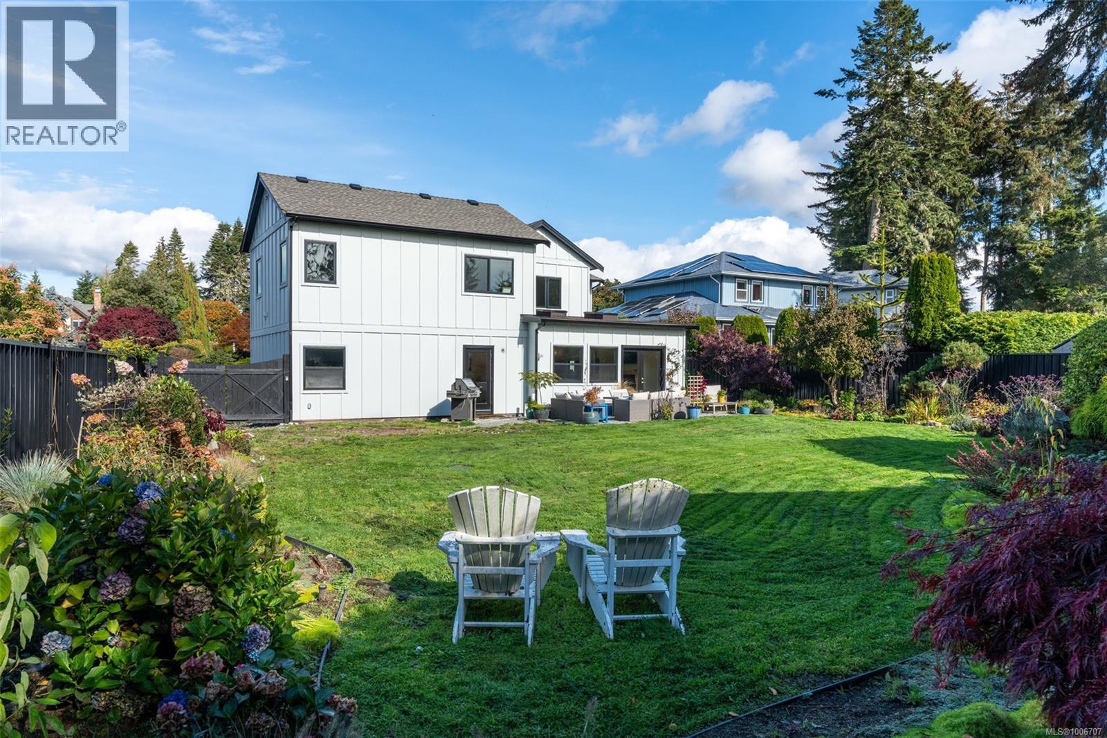 7247 Bethany Pl, Sooke