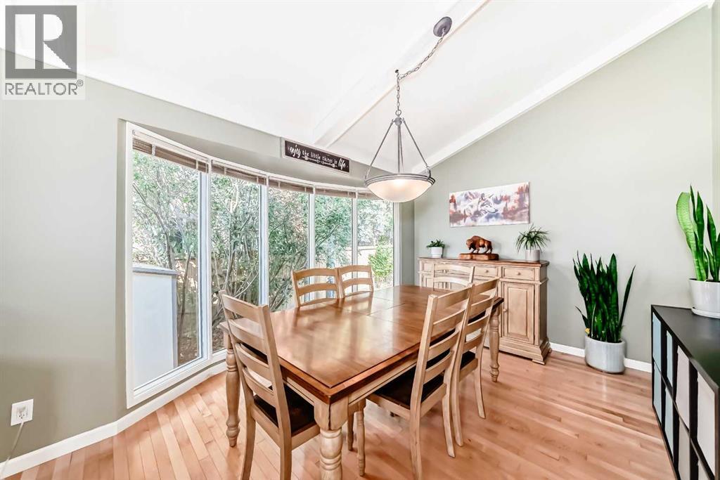 Single Family House for Sale in  Woodfield Court SW Woodbine Calgary 