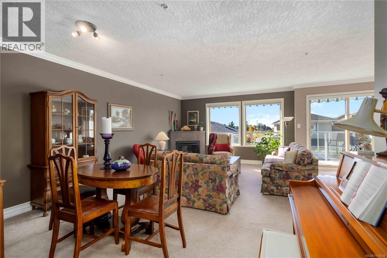 23 127 ALDERSMITH Place, View Royal