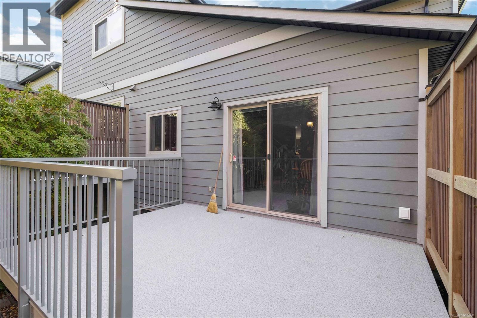 23 127 ALDERSMITH Place, View Royal