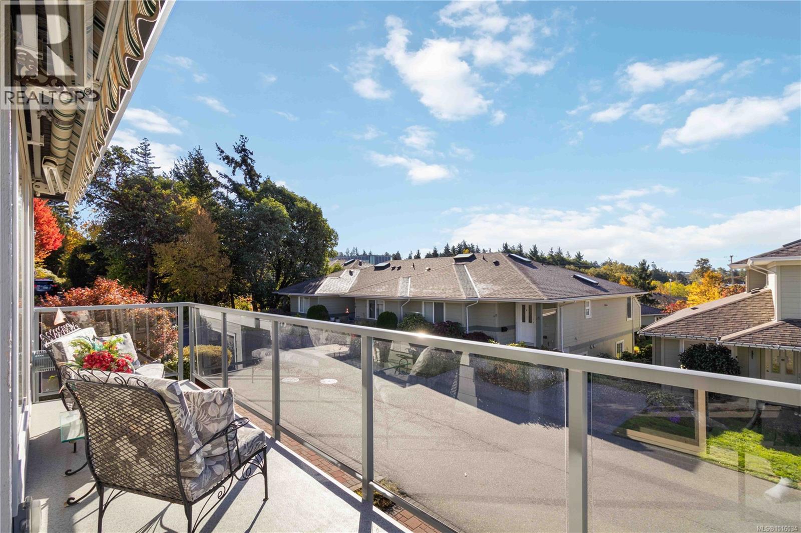 23 127 ALDERSMITH Place, View Royal