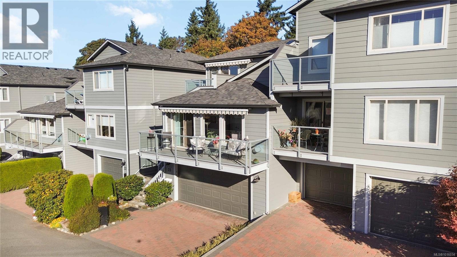 23 127 ALDERSMITH Place, View Royal