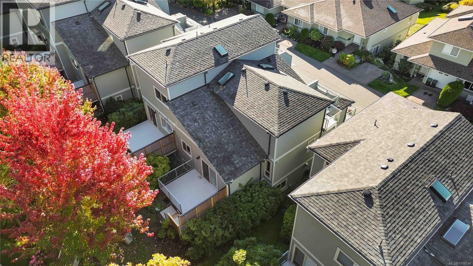 23 127 ALDERSMITH Place, View Royal