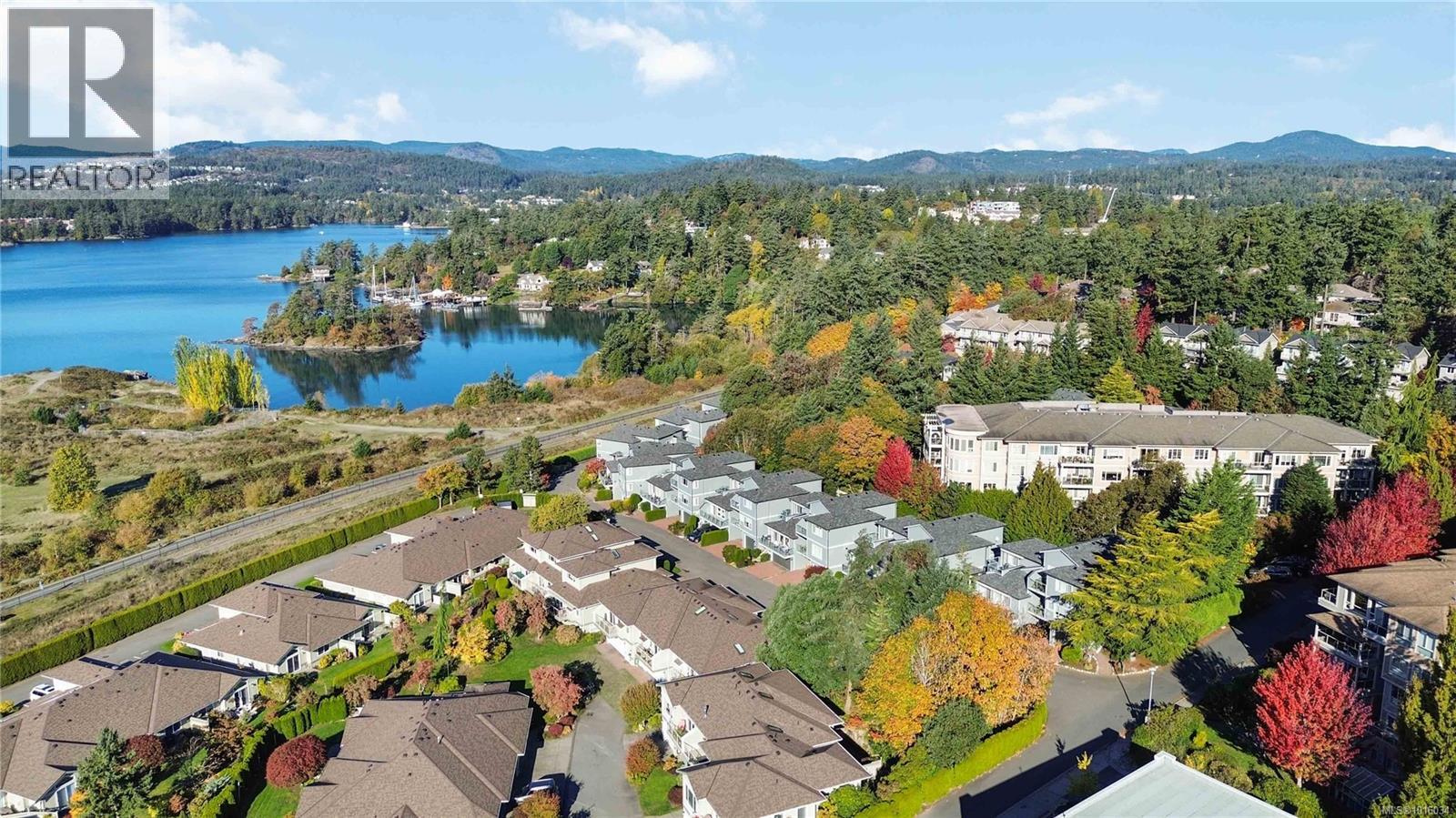 23 127 ALDERSMITH Place, View Royal