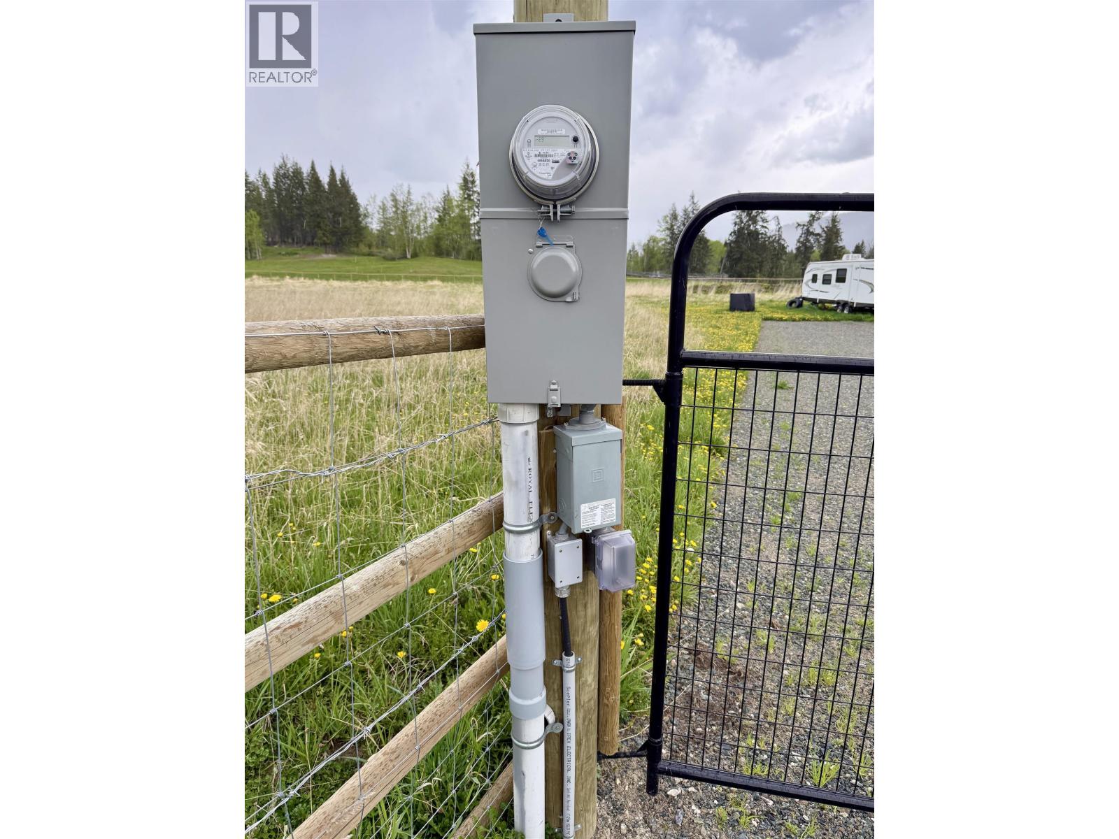 3971 CANIMVIEW DRIVE - Photo 2 of 13, Canim Lake, British Columbia