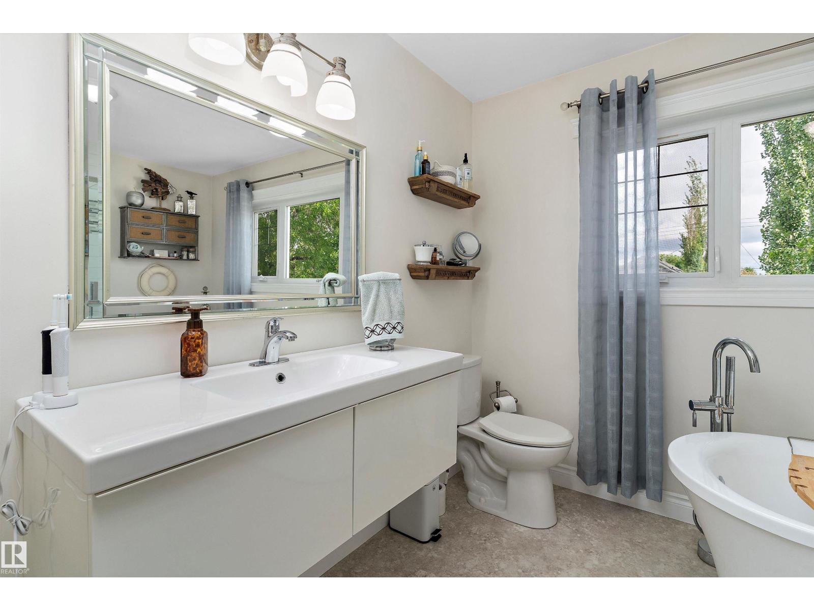 10765 65 ST NW, Edmonton