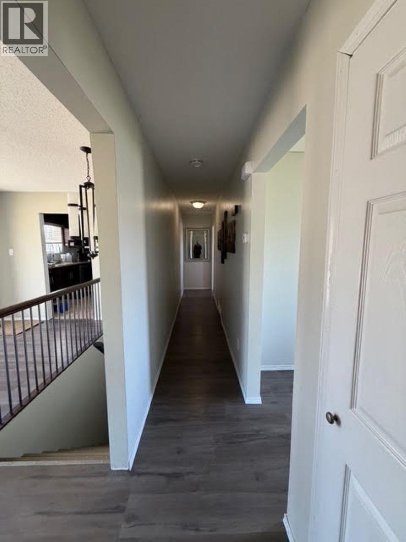 519 BABINE DRIVE, Mackenzie