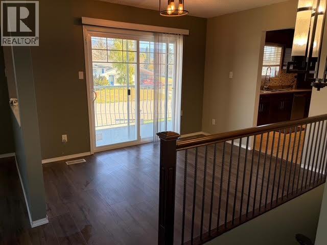 519 BABINE DRIVE, Mackenzie