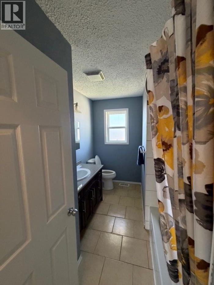 519 BABINE DRIVE, Mackenzie