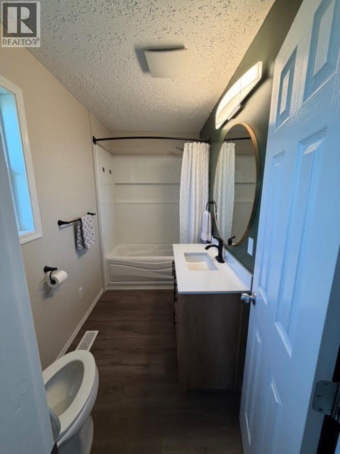 519 BABINE DRIVE, Mackenzie