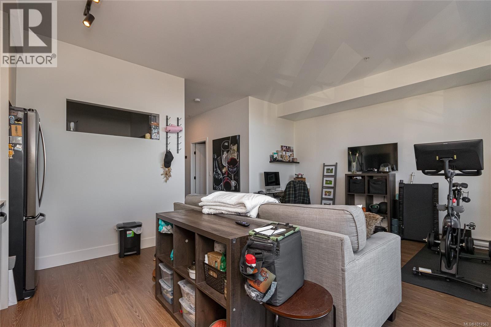 316 515 Chatham Street, Victoria
