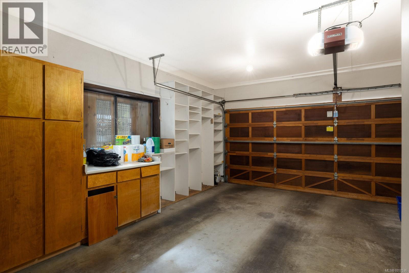  1709 Shearwater Terrace, North Saanich