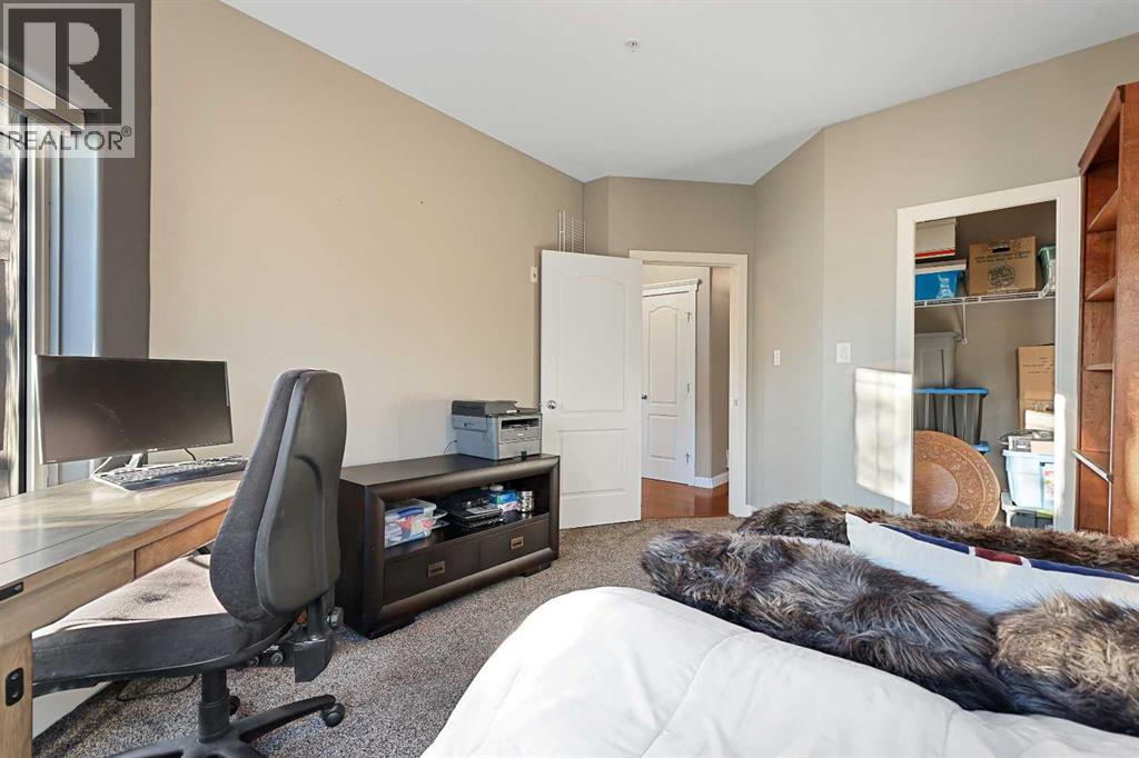 Single Family House for Sale in   Discovery Ridge Close SW Discovery Ridge Calgary 