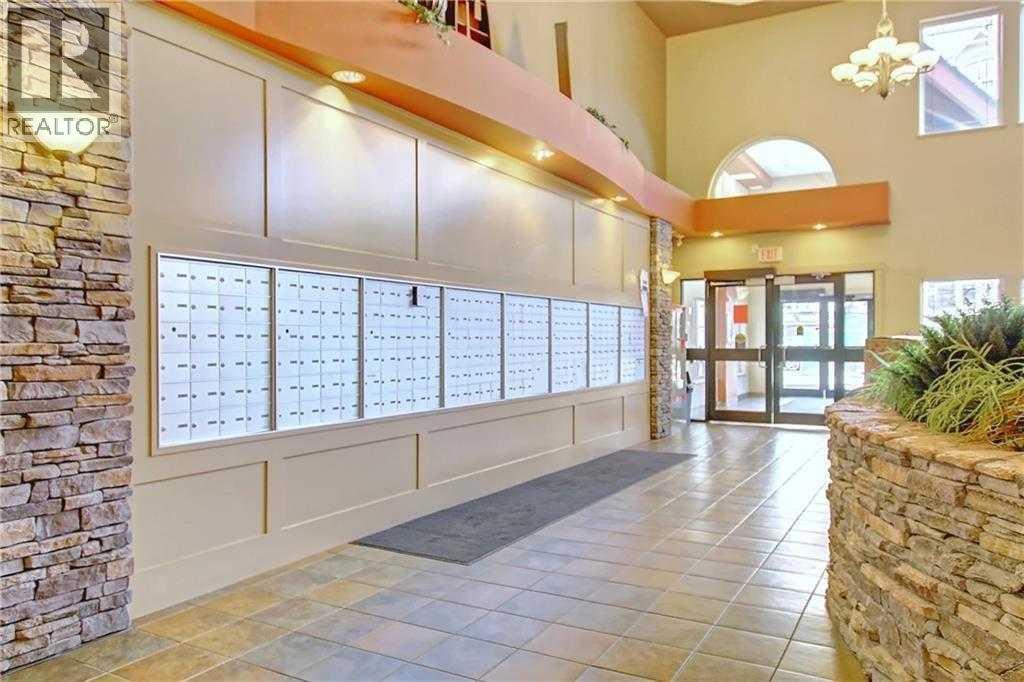 Single Family House for Sale in   Discovery Ridge Close SW Discovery Ridge Calgary 