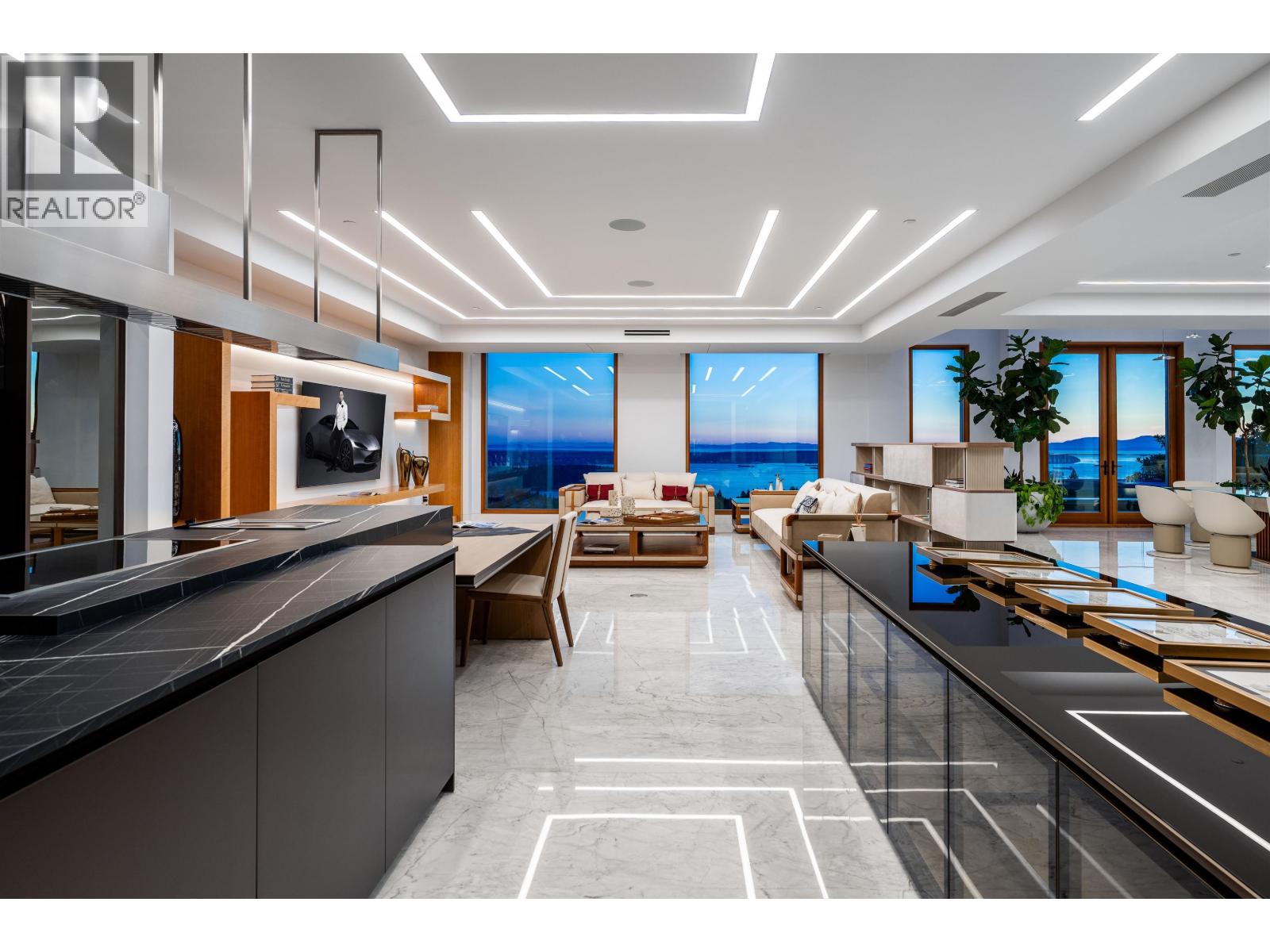 961 KING GEORGES WAY, West Vancouver