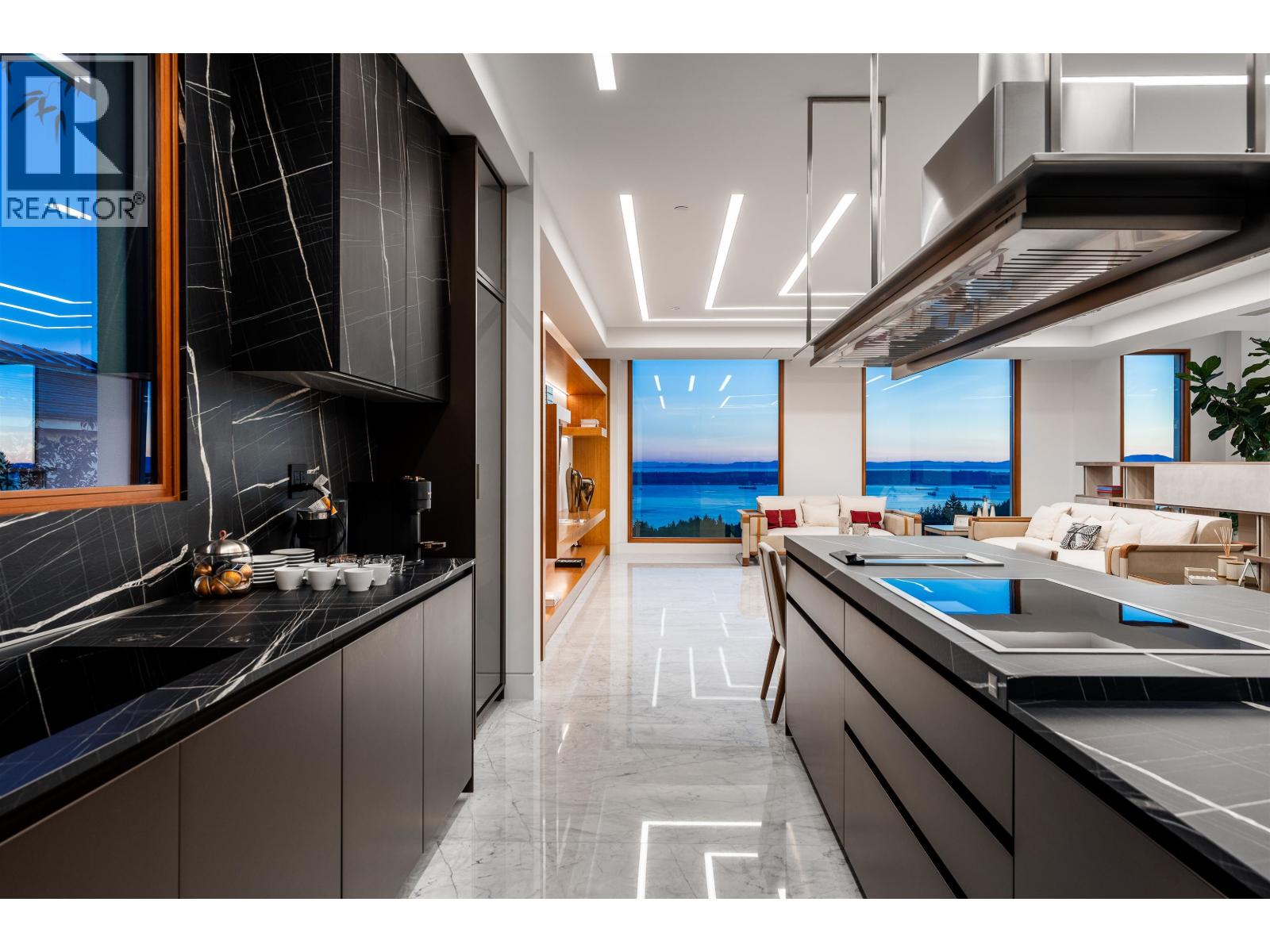 961 KING GEORGES WAY, West Vancouver