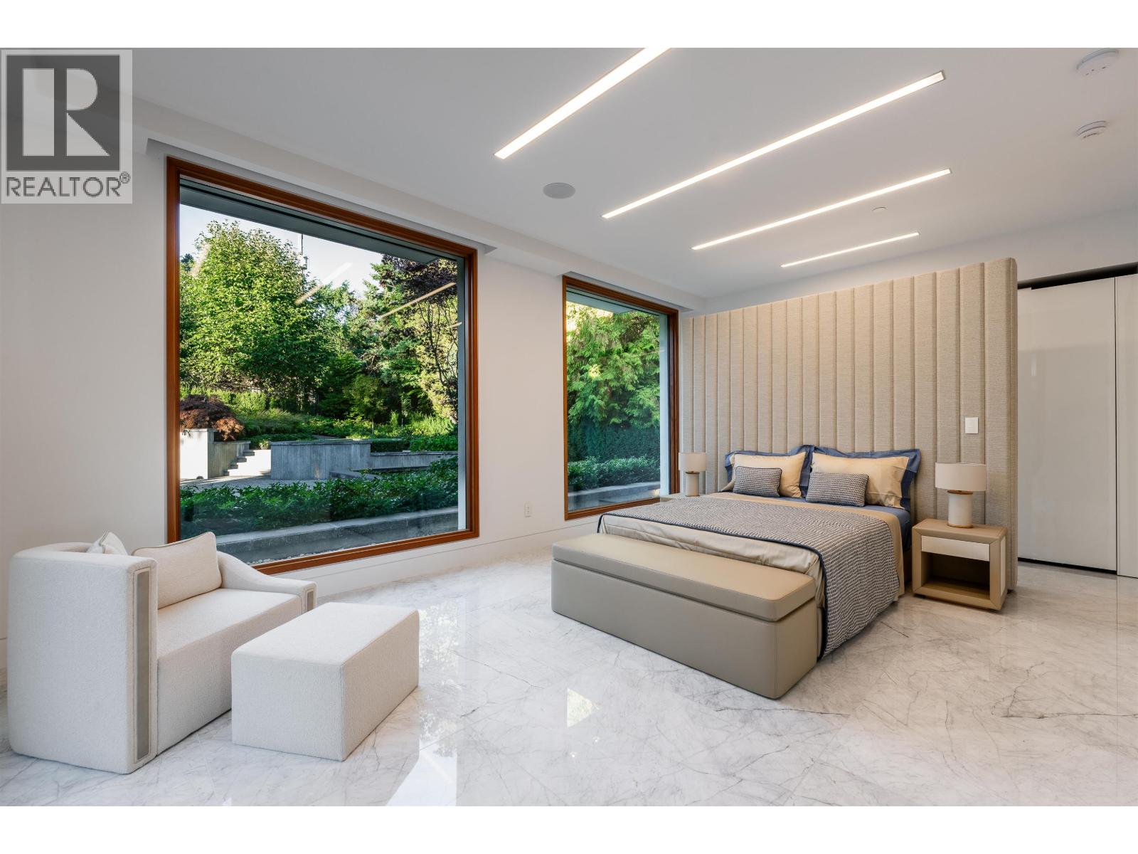 961 KING GEORGES WAY, West Vancouver