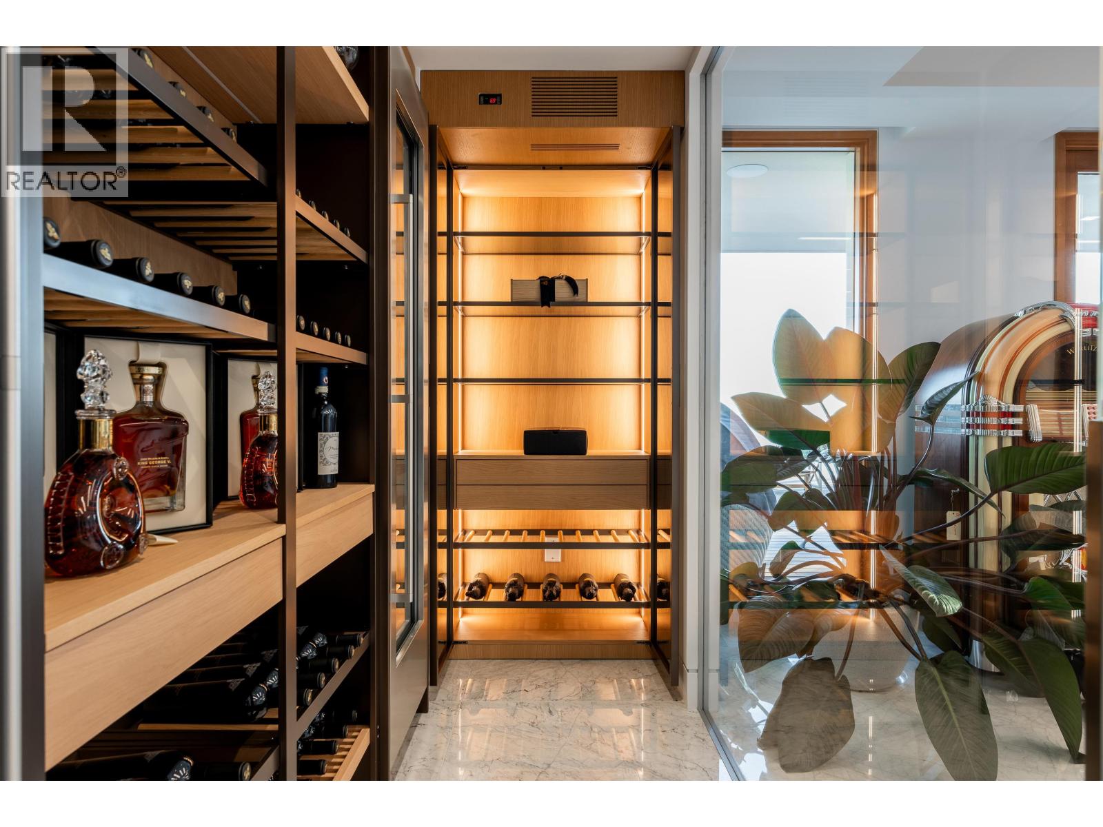 961 KING GEORGES WAY, West Vancouver