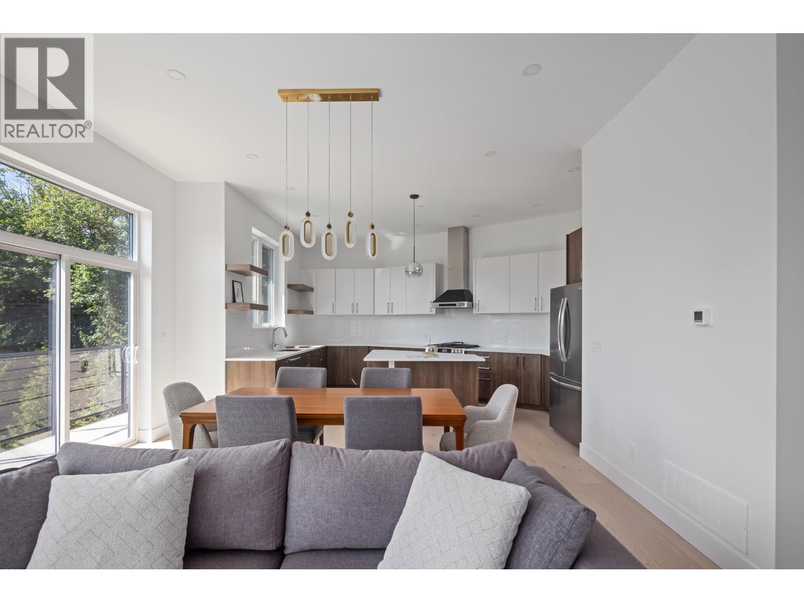 37 3385 MAMQUAM ROAD, Squamish