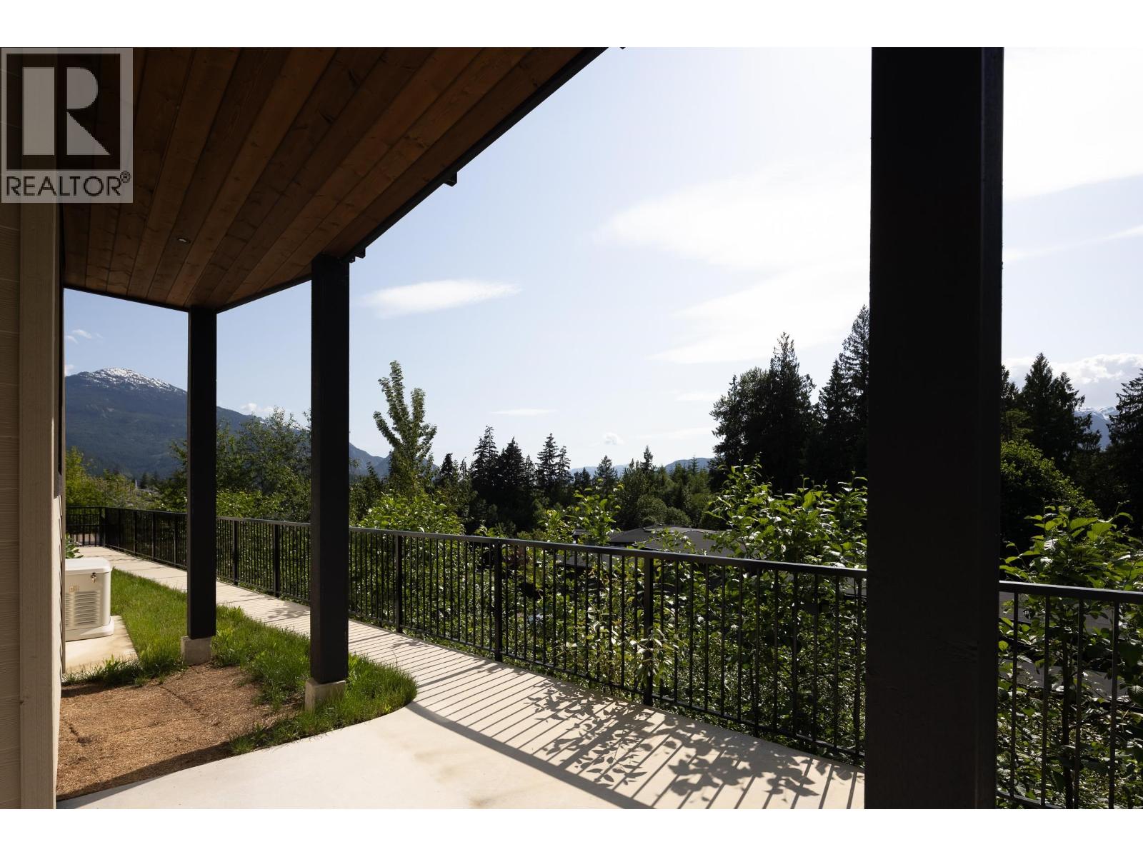 37 3385 MAMQUAM ROAD, Squamish