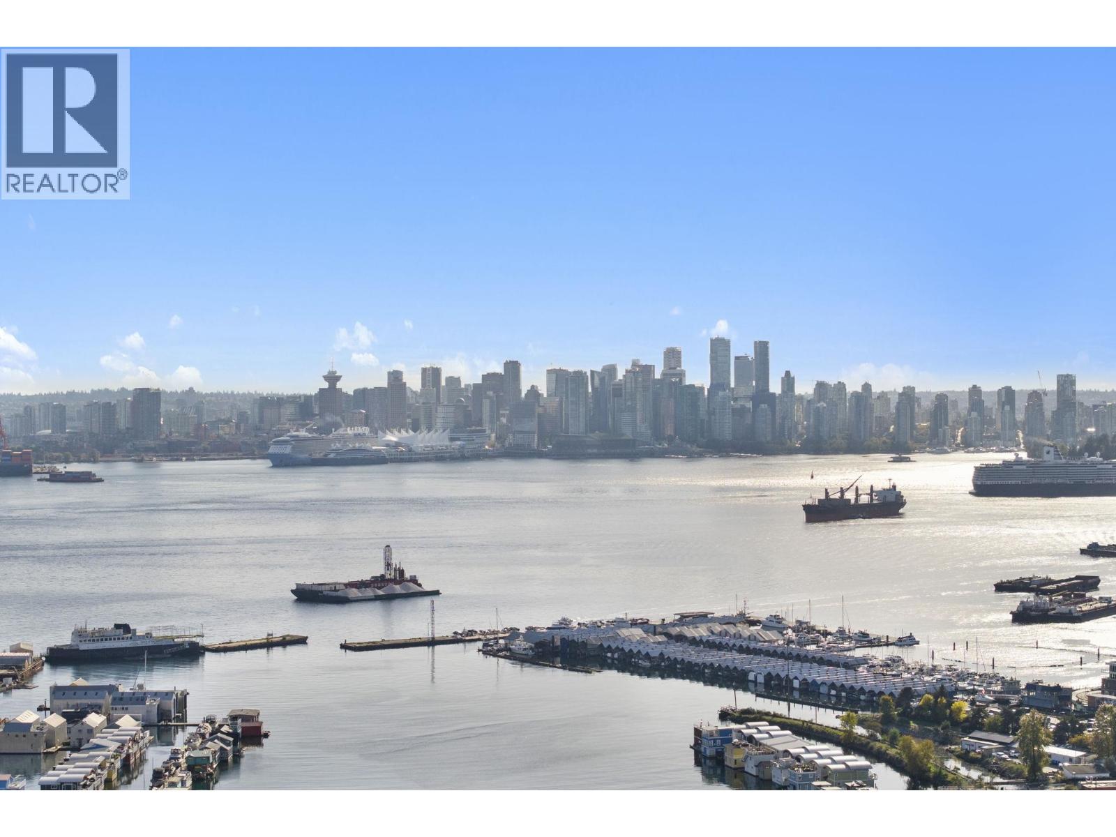 337 340 W 3RD STREET, North Vancouver