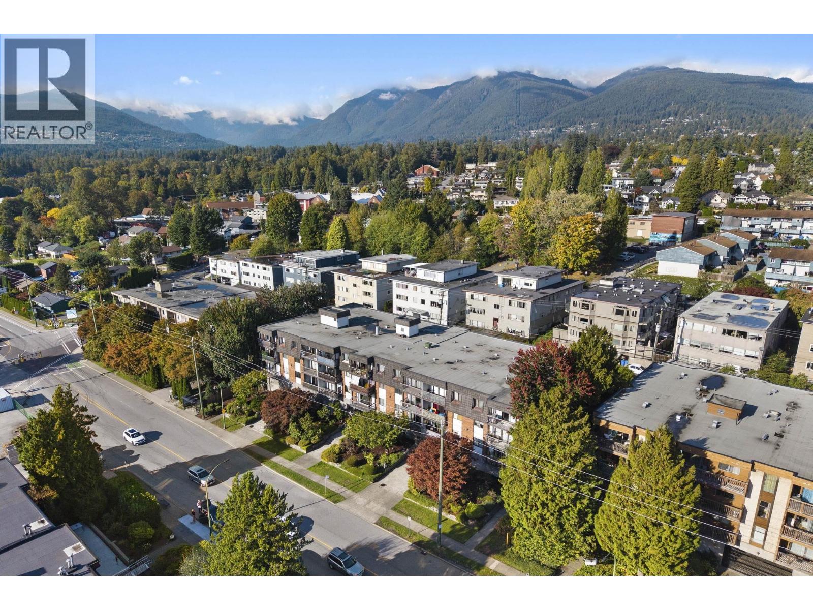 337 340 W 3RD STREET, North Vancouver