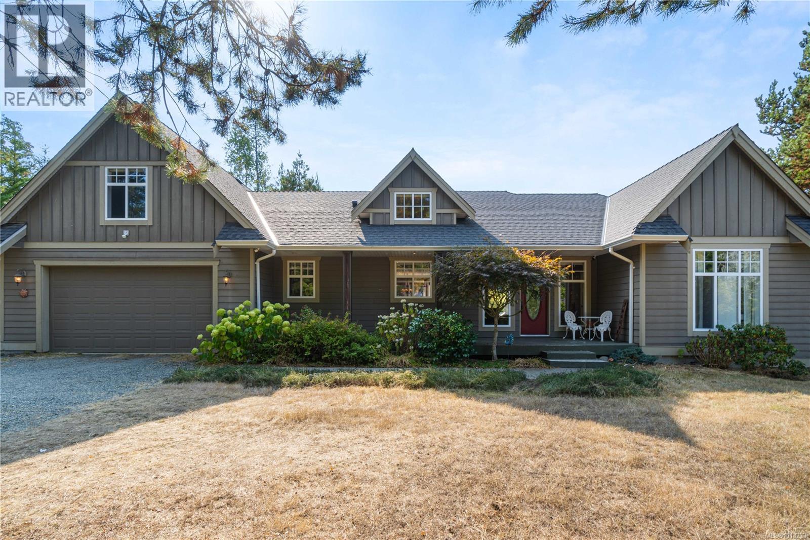 1209 Courtney Rd, Errington - Exteriors - Photo 9