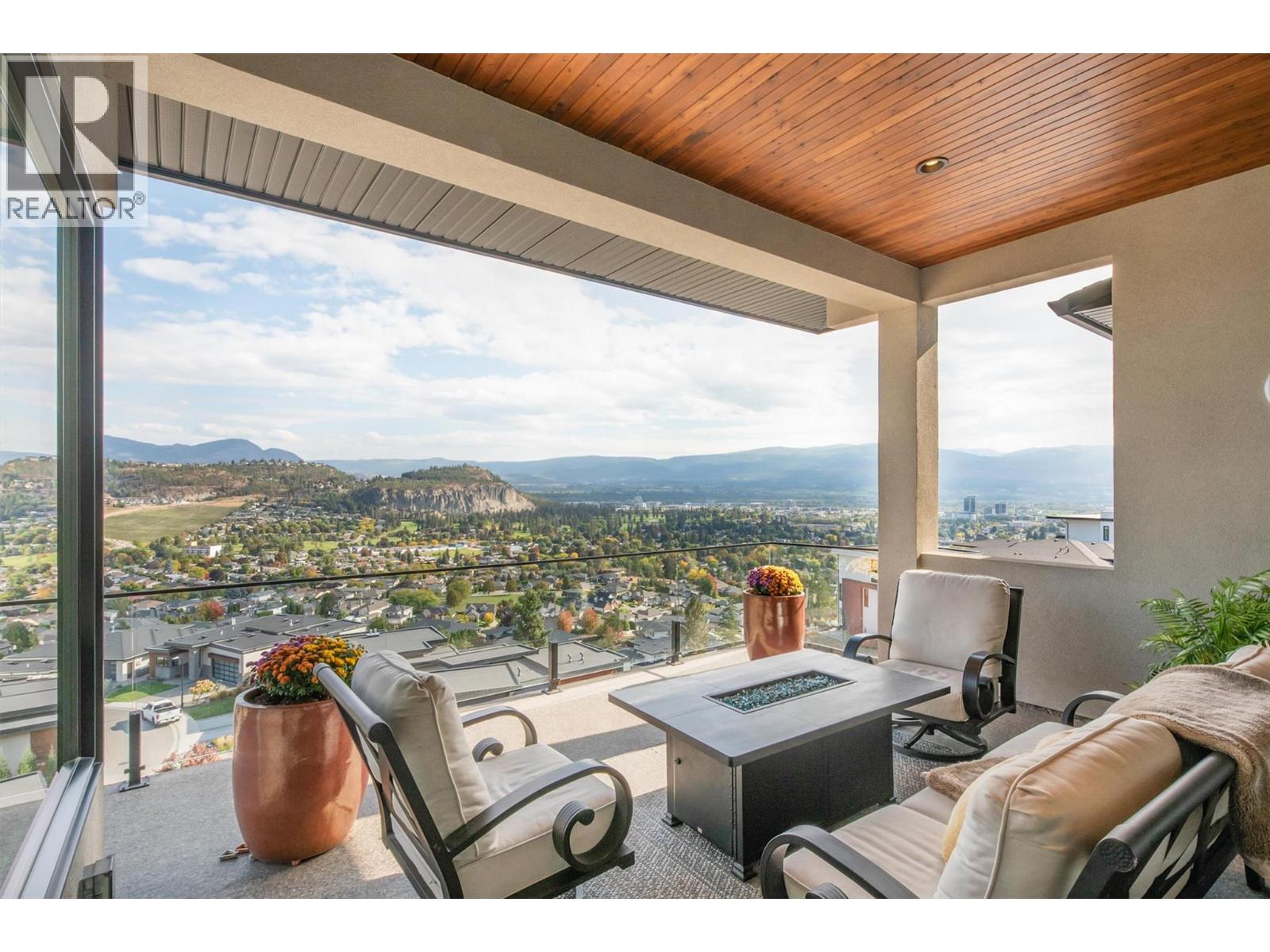  738 Highpointe Drive, Kelowna