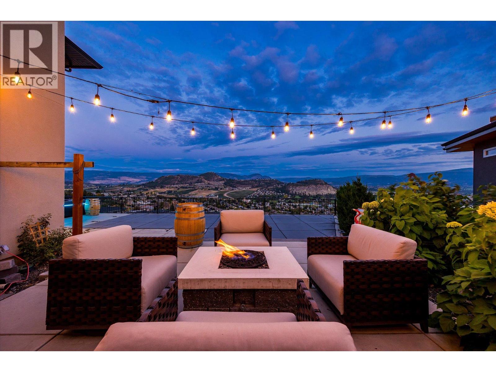  738 Highpointe Drive, Kelowna