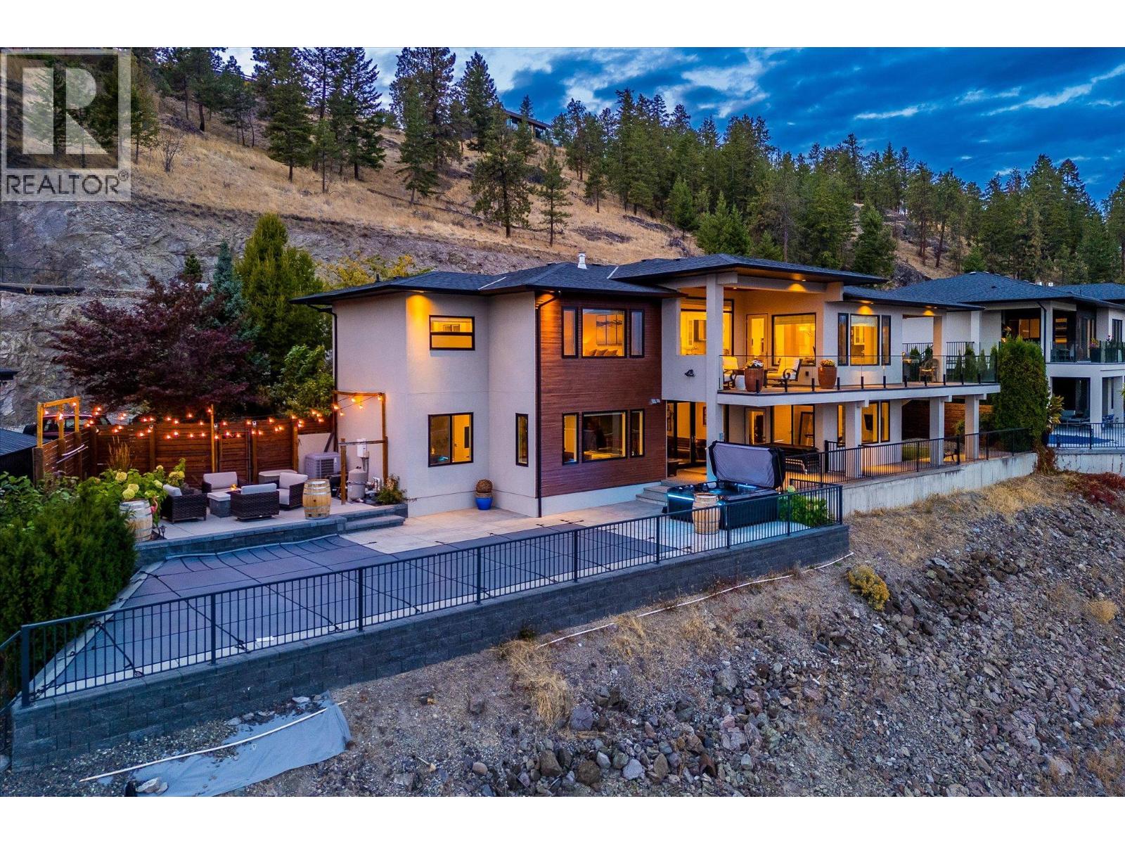  738 Highpointe Drive, Kelowna