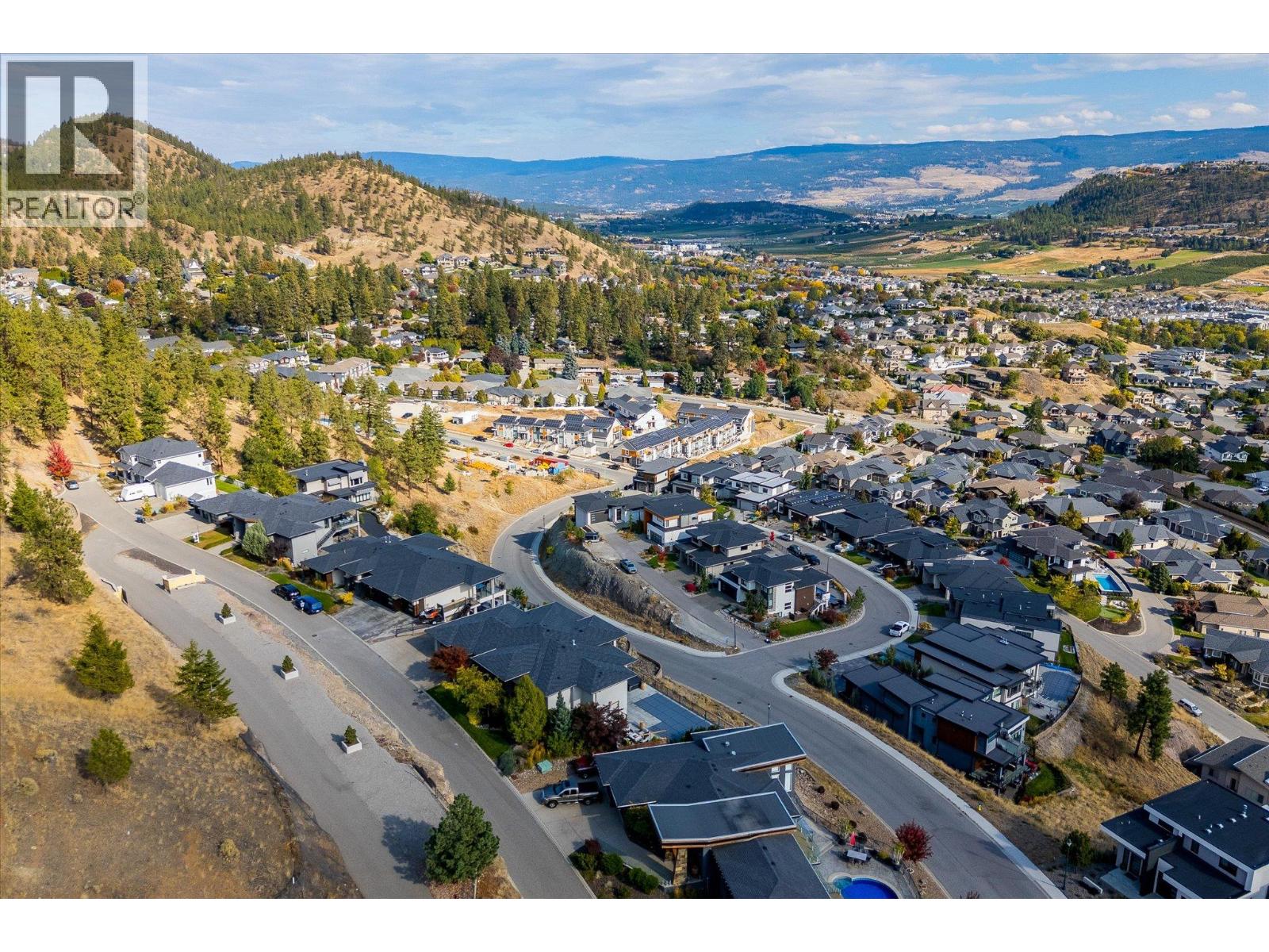  738 Highpointe Drive, Kelowna