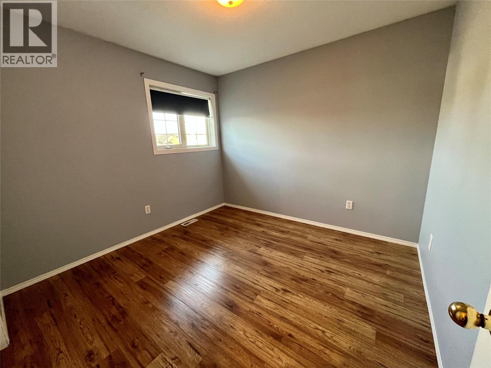 10710 Cottonwood Crescent, Dawson Creek