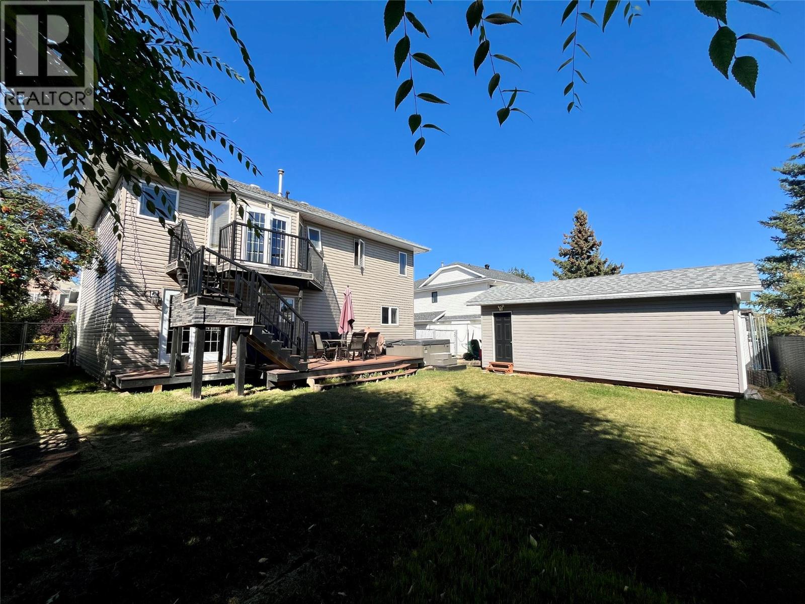 10710 Cottonwood Crescent, Dawson Creek