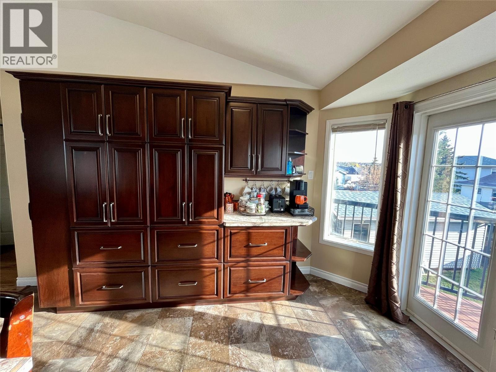 10710 Cottonwood Crescent, Dawson Creek