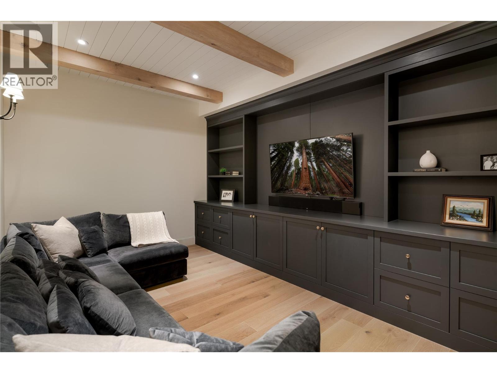  5705 MOUNTAINSIDE Drive, Kelowna