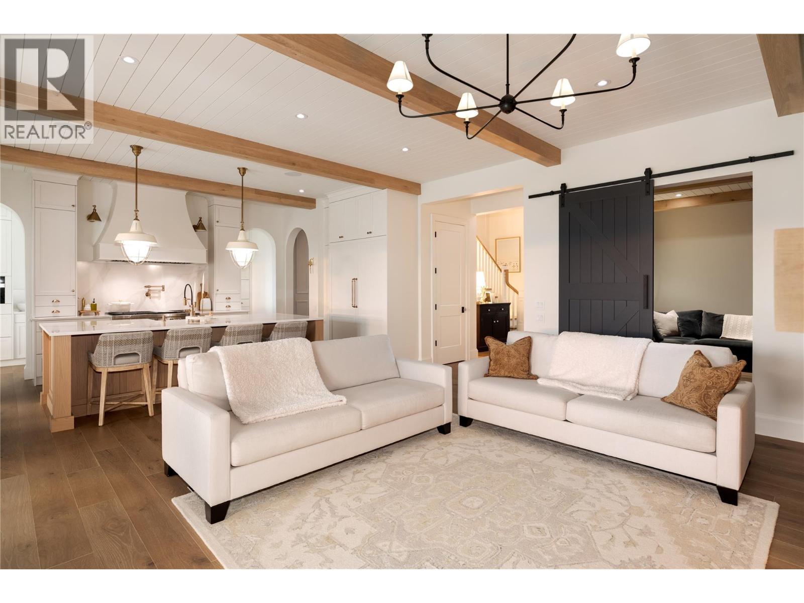  5705 MOUNTAINSIDE Drive, Kelowna