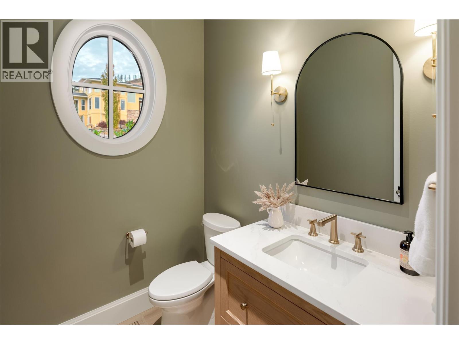  5705 MOUNTAINSIDE Drive, Kelowna