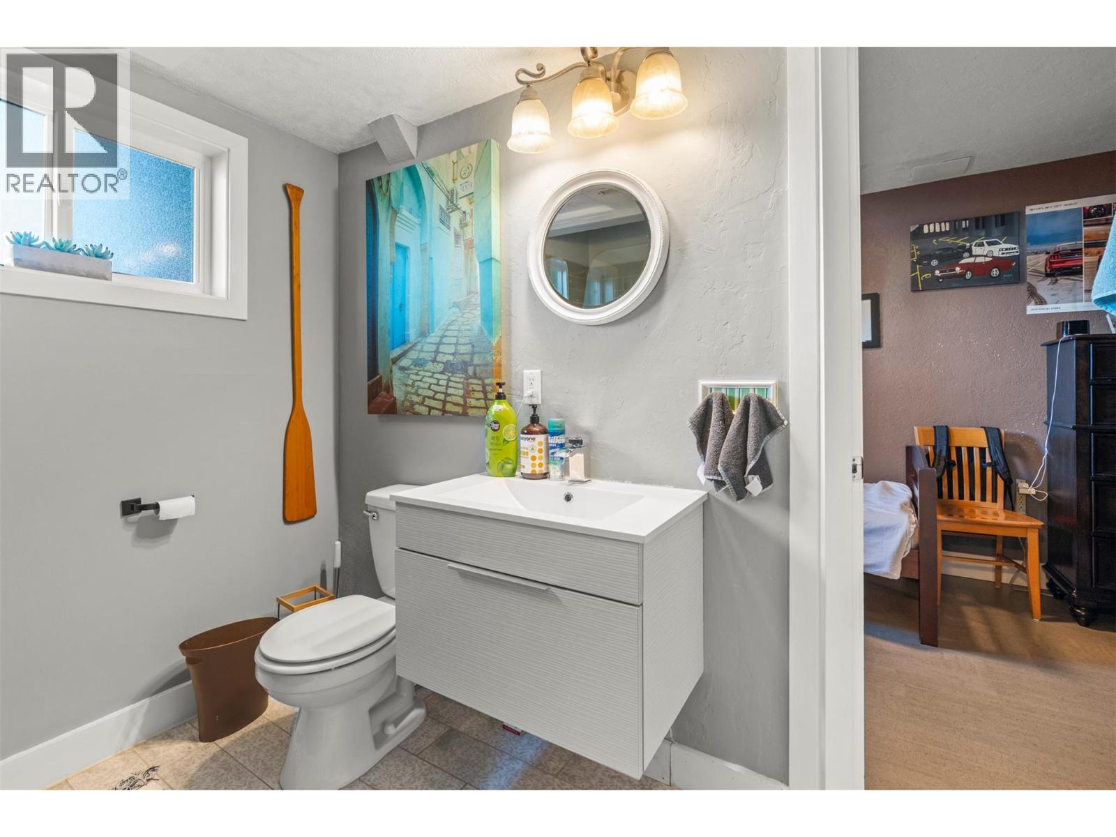 230 6 Street SE, Salmon Arm