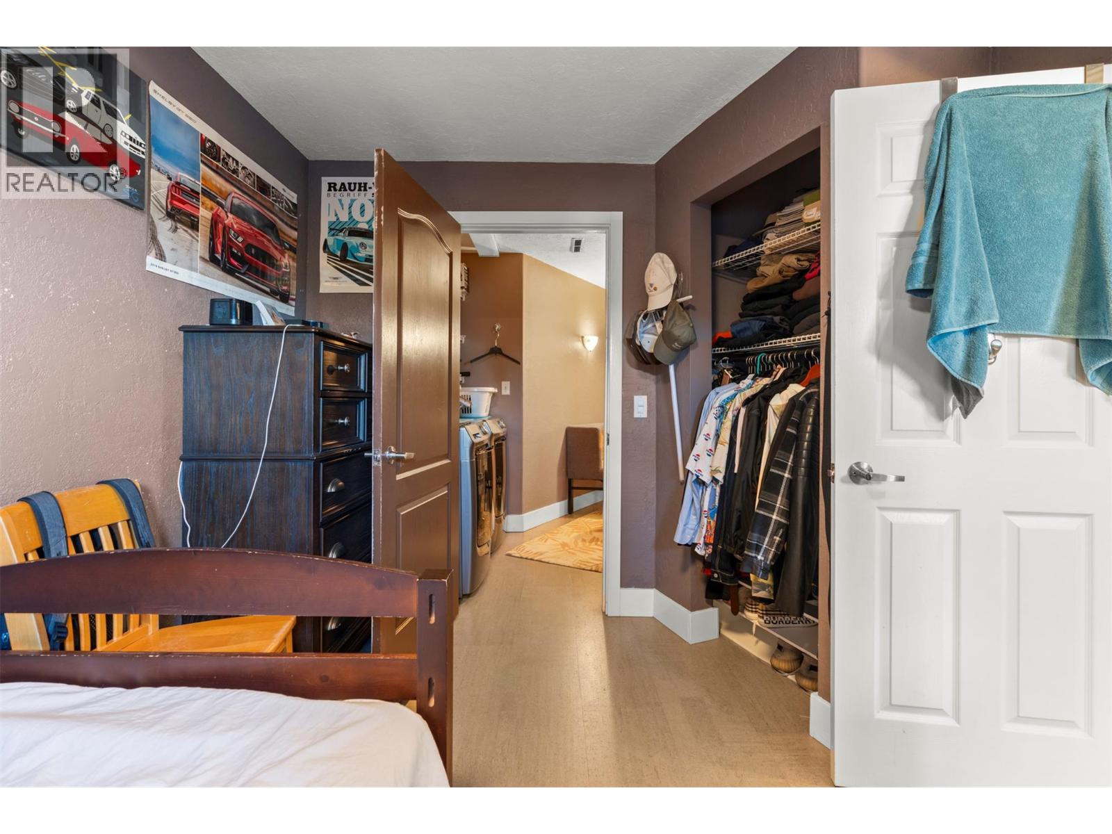 230 6 Street SE, Salmon Arm