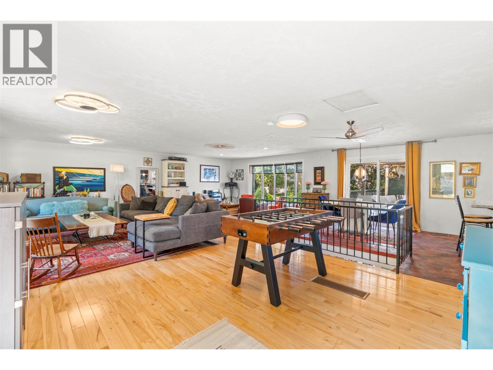 230 6 Street SE, Salmon Arm