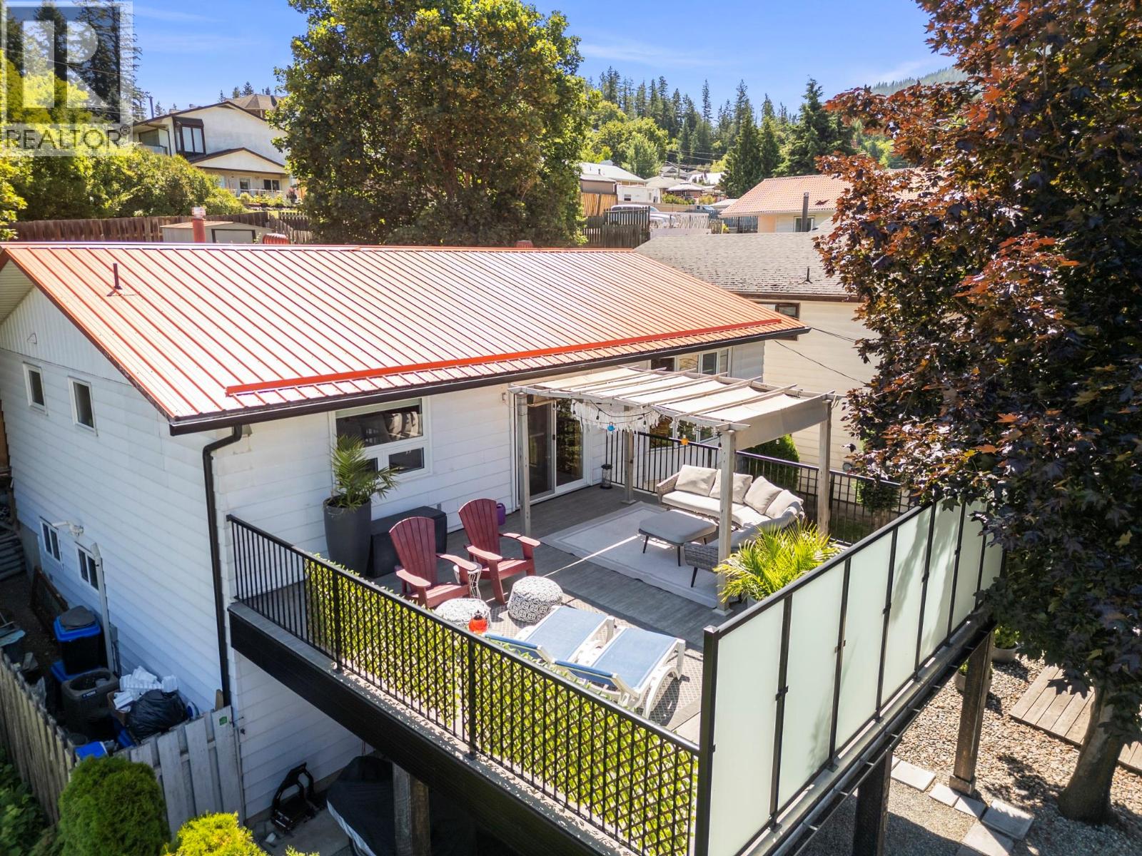 230 6 Street SE, Salmon Arm