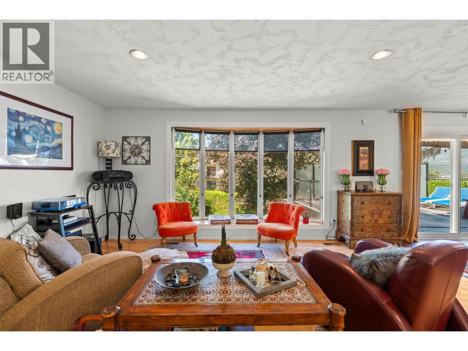 230 6 Street SE, Salmon Arm