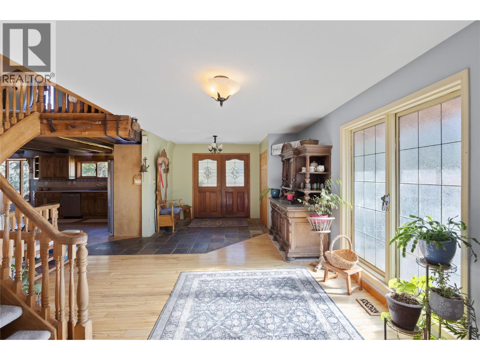  518 Sunny Bay Road, Okanagan Falls