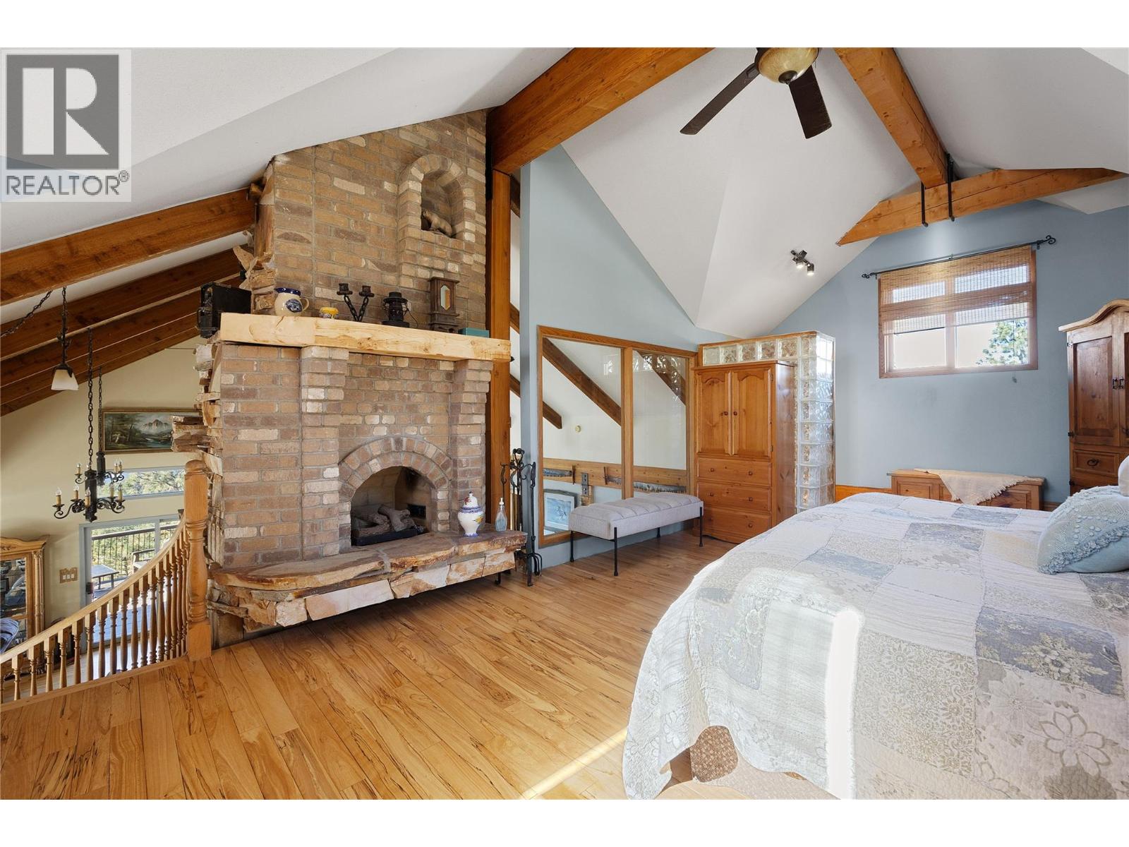  518 Sunny Bay Road, Okanagan Falls