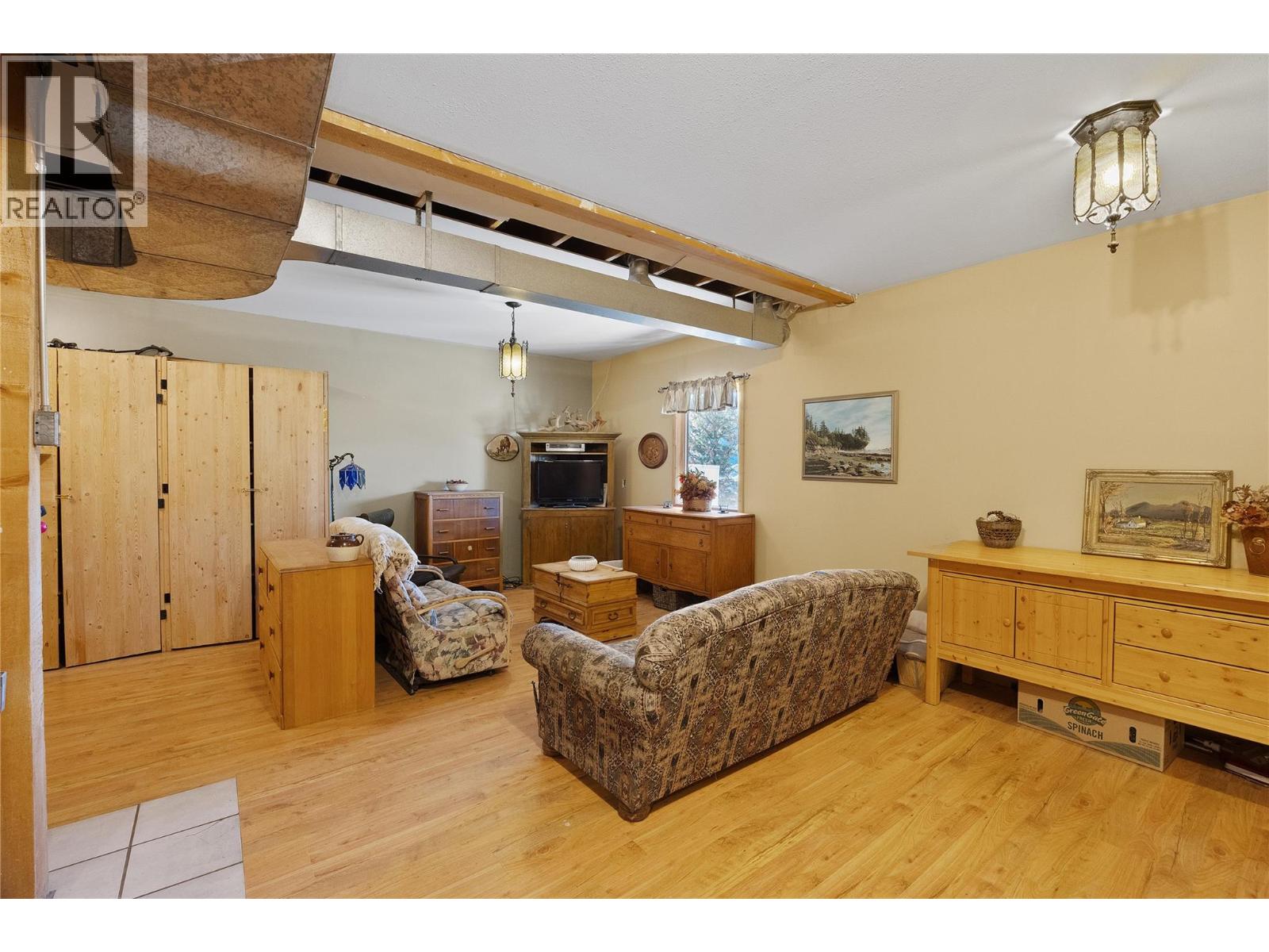  518 Sunny Bay Road, Okanagan Falls