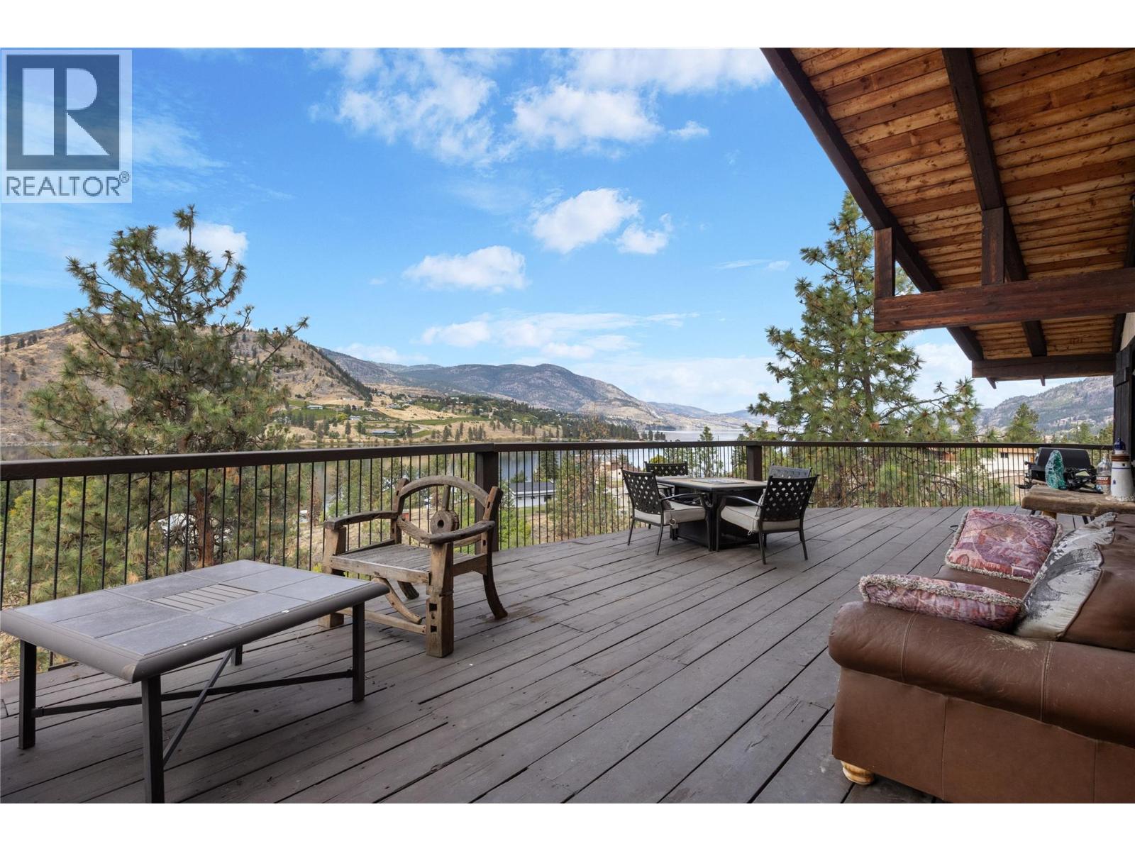  518 Sunny Bay Road, Okanagan Falls