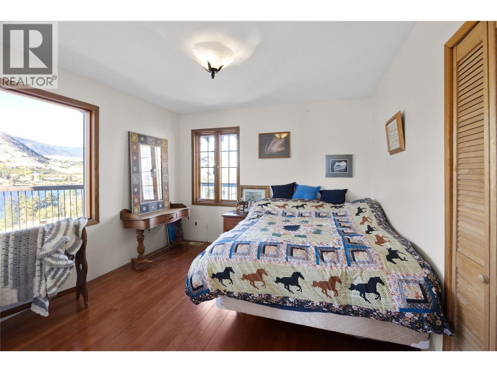  518 Sunny Bay Road, Okanagan Falls