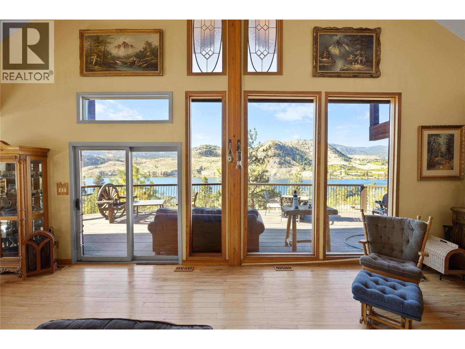  518 Sunny Bay Road, Okanagan Falls